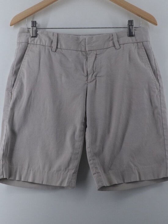 Pants - Mid Rise Back Flap Pockets